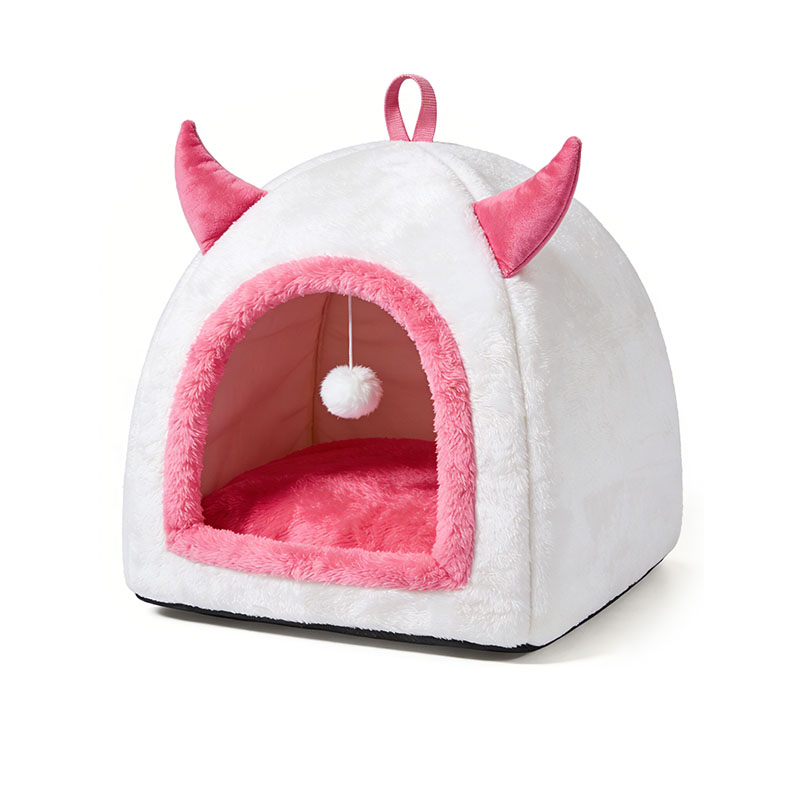 exquisite-cat-alone-wrapped-cave-bed