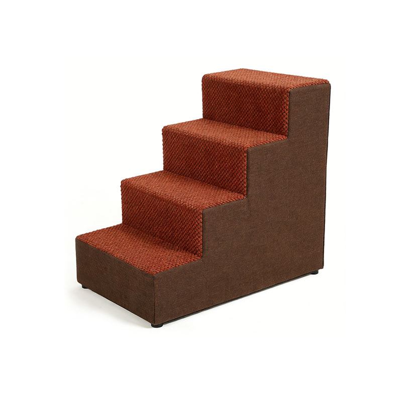 sturdy-and-stable-pet-step-ladder